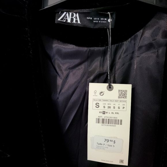 ZARA Ruffled Velvet Blazer - Picture 6 of 7